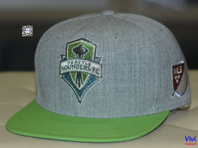 Mithchell & Ness Seattle Sounders FC MLS Fitted Snapback