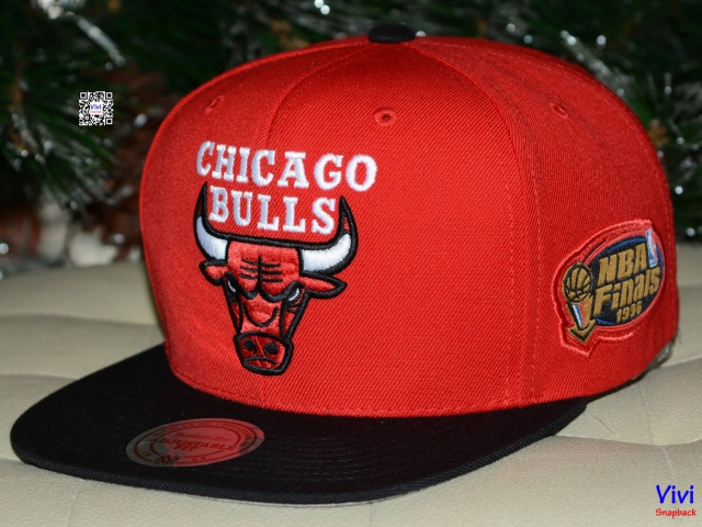 Mitchell & Ness Chicago Bulls NBA Final Snapback