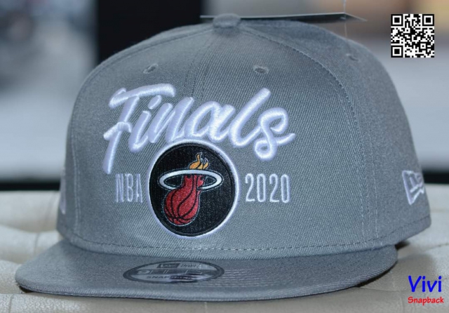 New Era 9FIFTY Snapback _Miami Heat 2020 NBA Finals Bound Locker Room Adjustable Gray Hat