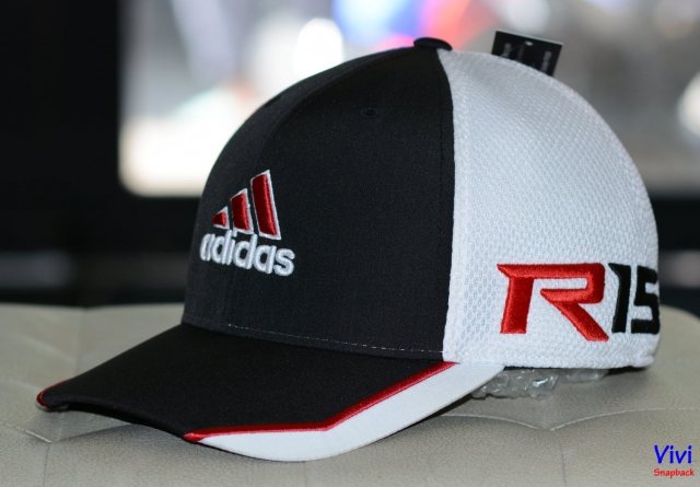 Nón Adidas Taylormade R15 Tour Mesh Golf Fitted Cap
