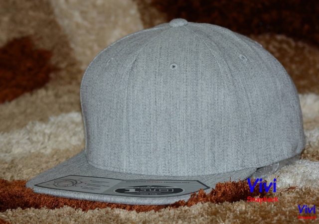 The Premium 110 Flexfit Fitted Grey Snapback