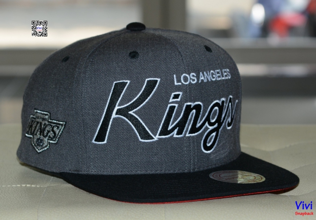 Mitchell and Ness Los Angeles Kings Script Snapback