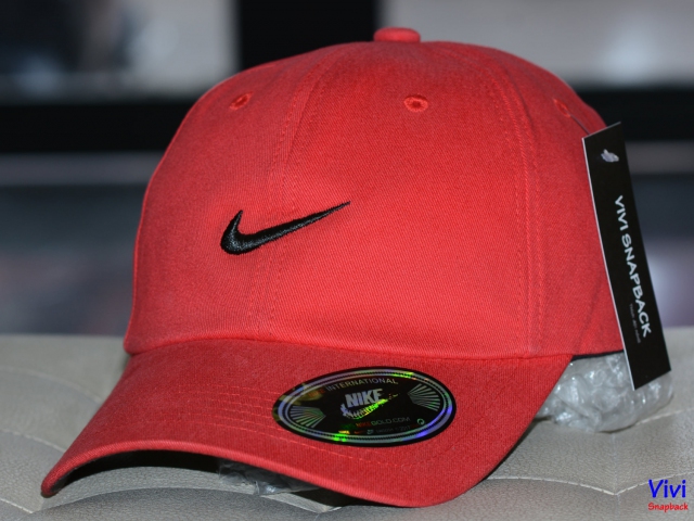 Nón Nike Kaki Red Cap