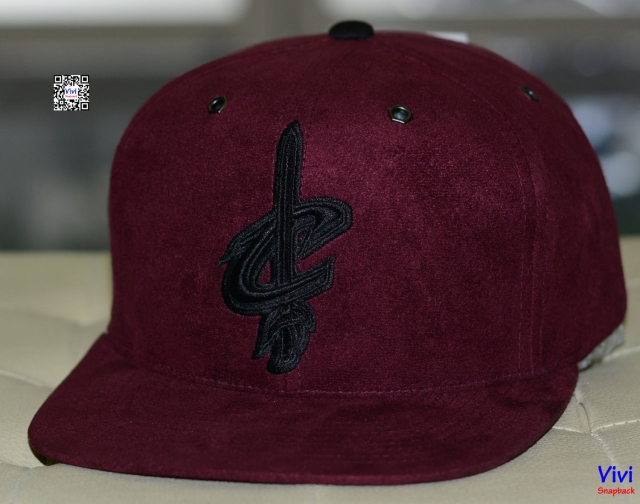 Mitchell & Ness Cleveland Cavaliers Micro Suede Snapback