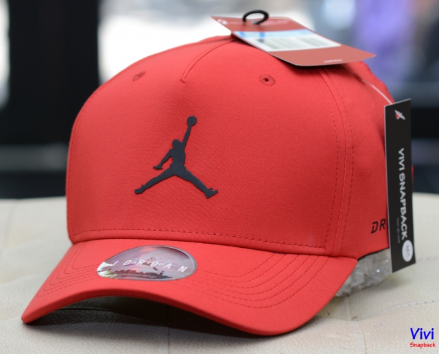 Nike Jordan Jumpman CLC99 Woven 897559-065 Red