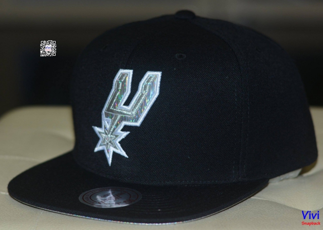 Mitchell & Ness Spurs Special Snapback