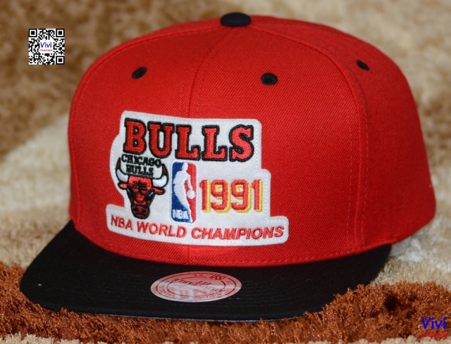 Mitchell & Ness Bulls Championship Collection 1991 Snapback