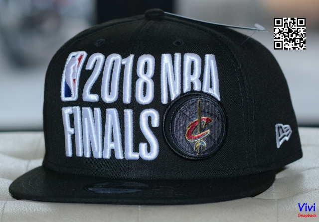 New Era 9FIFTY Snapback _ Cleveland Cavaliers 2018 Eastern Conference Champions Locker Room Adjustable Black Hat