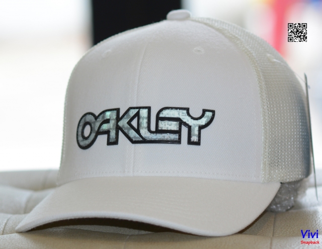 Nón Oakley Flexfit Trucker Cap White
