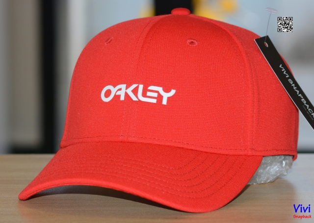 Nón Oakley 6 Panel Stretch Metallic Hat Red Line